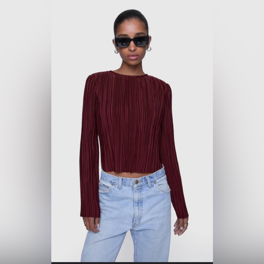 Alexandra Bueno Top M Burgundy Maroon Ribbed Long Sleeve Crop